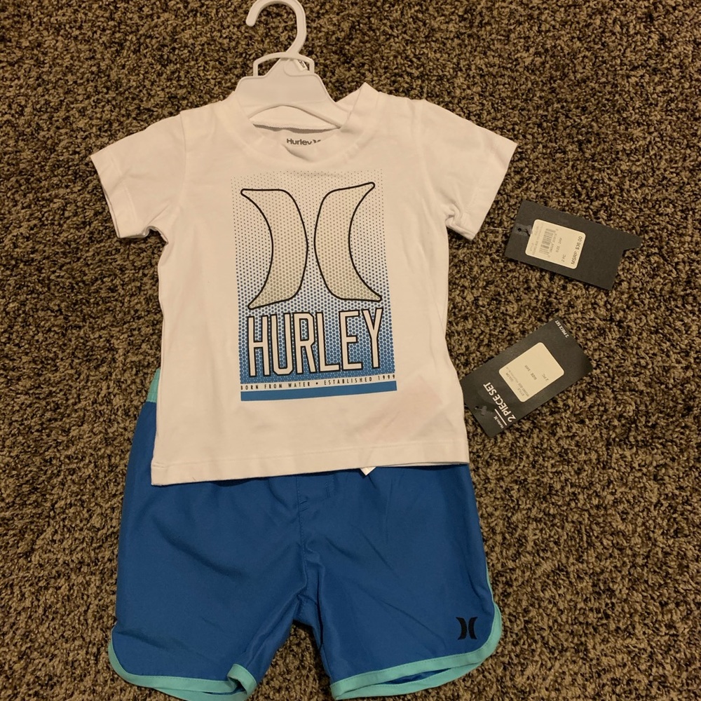BNWT Hurley outfit size 24 month